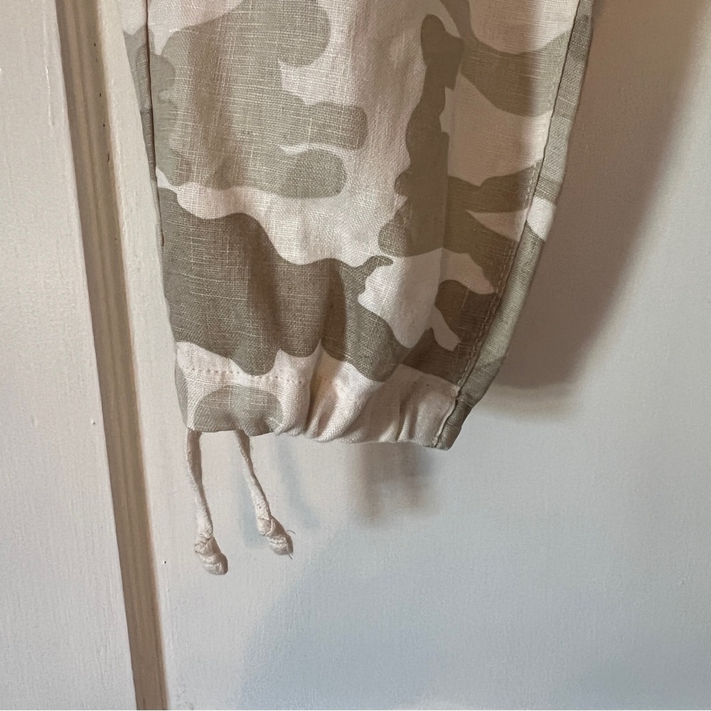 Anthropologie Camouflage Cargo Pants - Picture 8 of 11